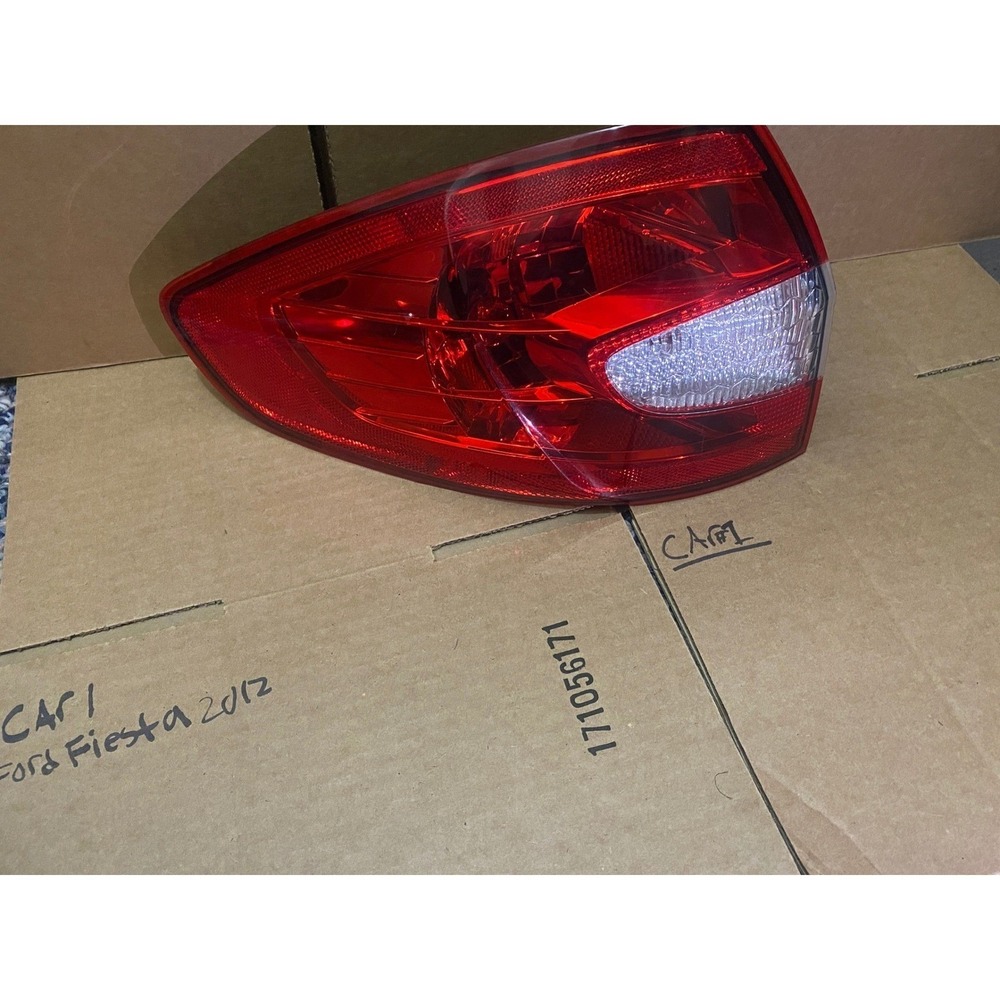 2011 Ford Fiesta Sedan Tail Light LEFT (Driver Side) – OUTER – Quarter Panel